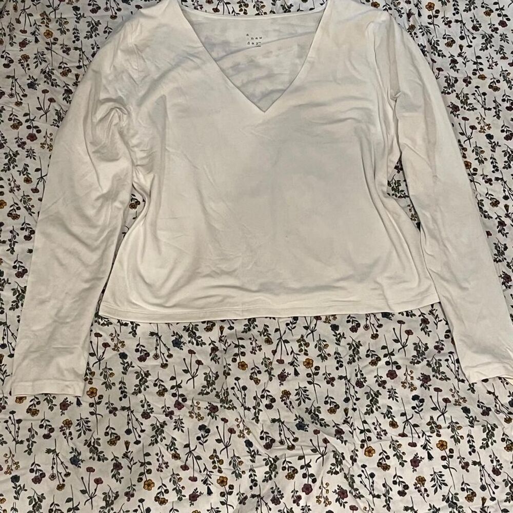 A-new-day Women's White T-shirt